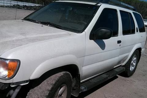 Photo of 2004 Nissan Pathfinder