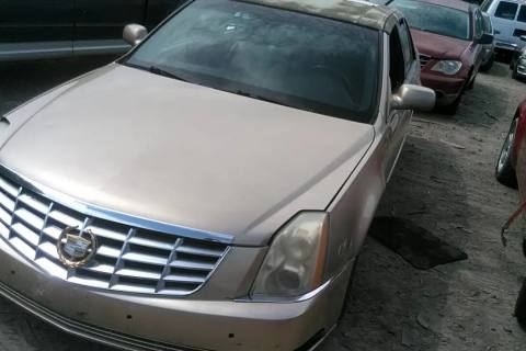Photo of 2006 Cadillac Dts
