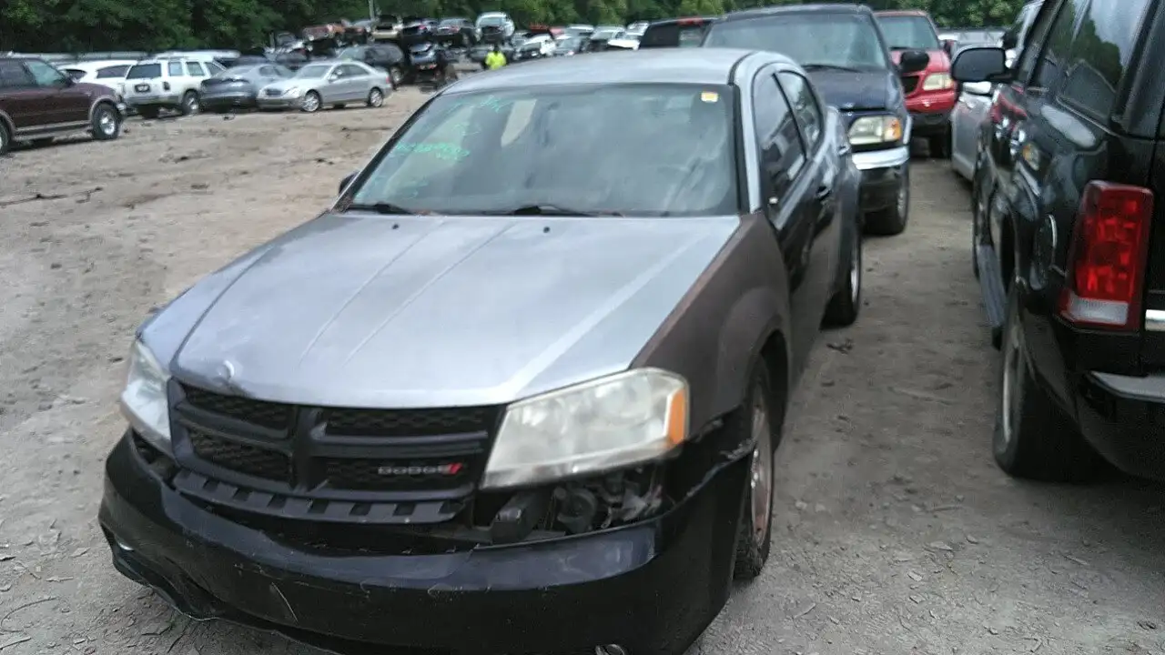 Photo of 2013 Dodge Avenger