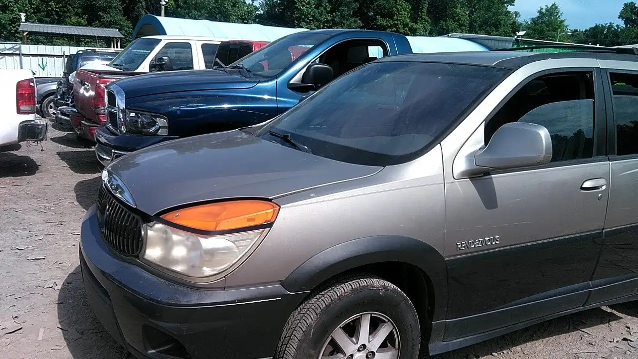 Photo of 2002 Buick Rendezvous