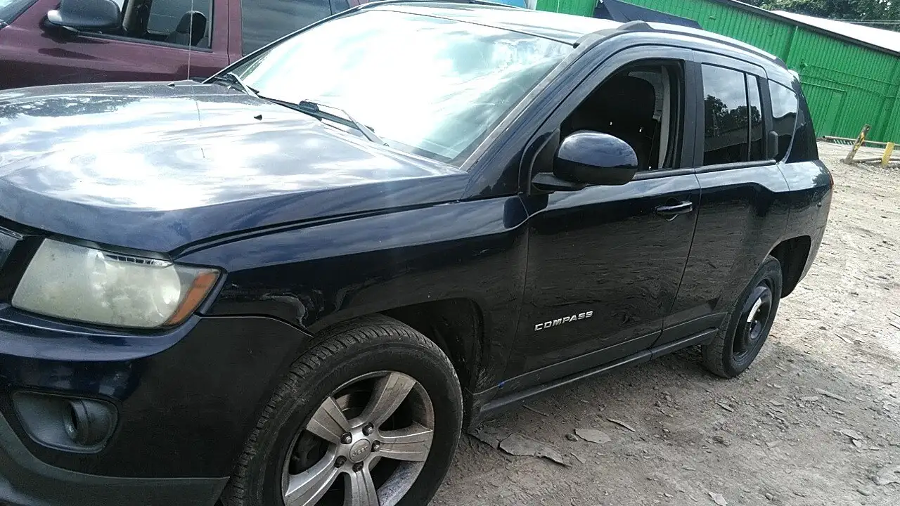 Photo of 2016 Jeep Compass