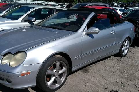 Photo of 2005 Mercedes-Benz Clk320