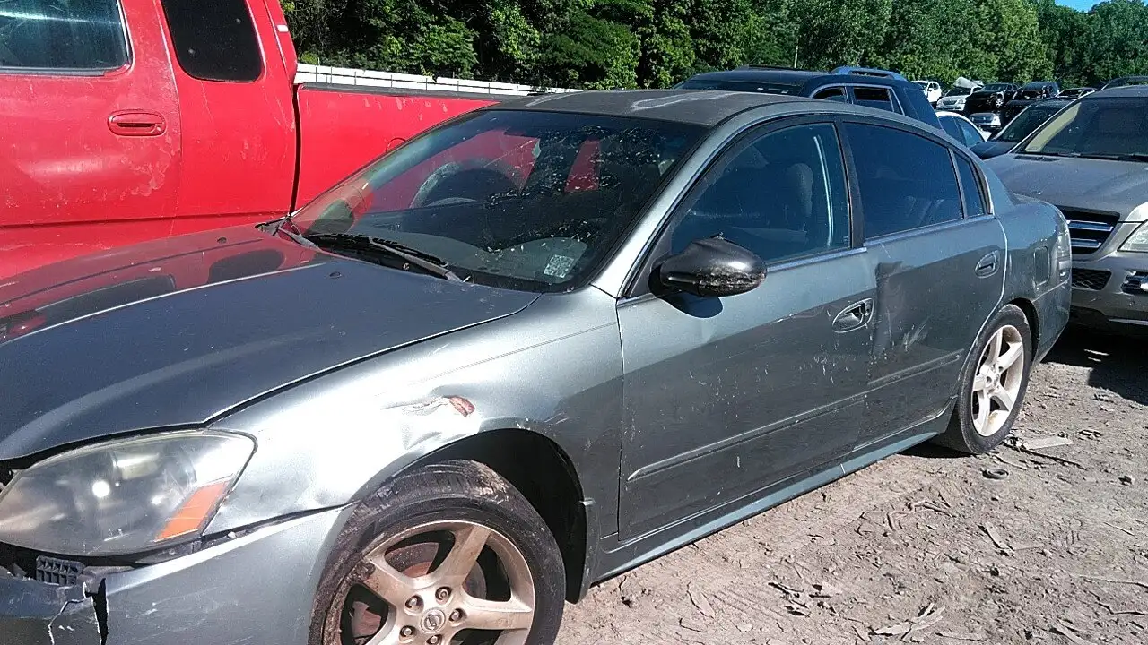 Photo of 2006 Nissan Altima