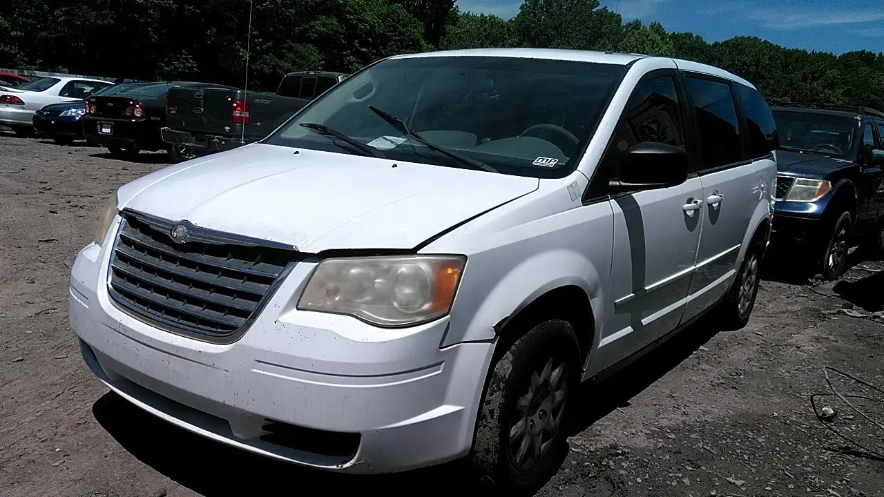Photo of 2009 Chrysler Town & Country
