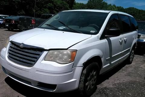Photo of 2009 Chrysler Town & Country