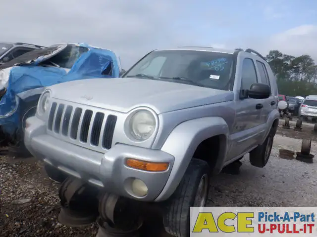 Photo of 2003 Jeep Liberty
