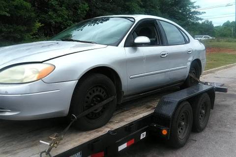 Photo of 2002 Ford Taurus