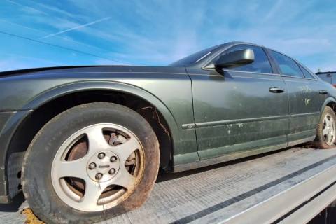 Photo of 2000 Lincoln Ls