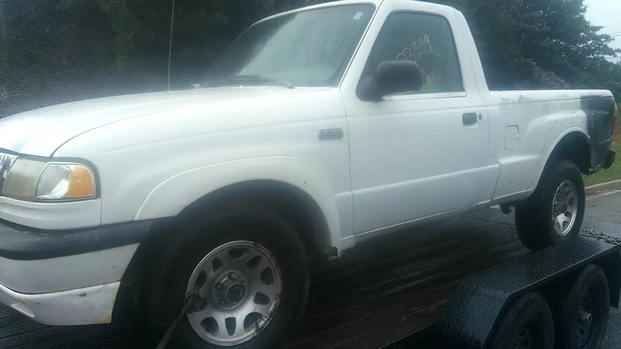 Photo of 2001 Mazda B3000