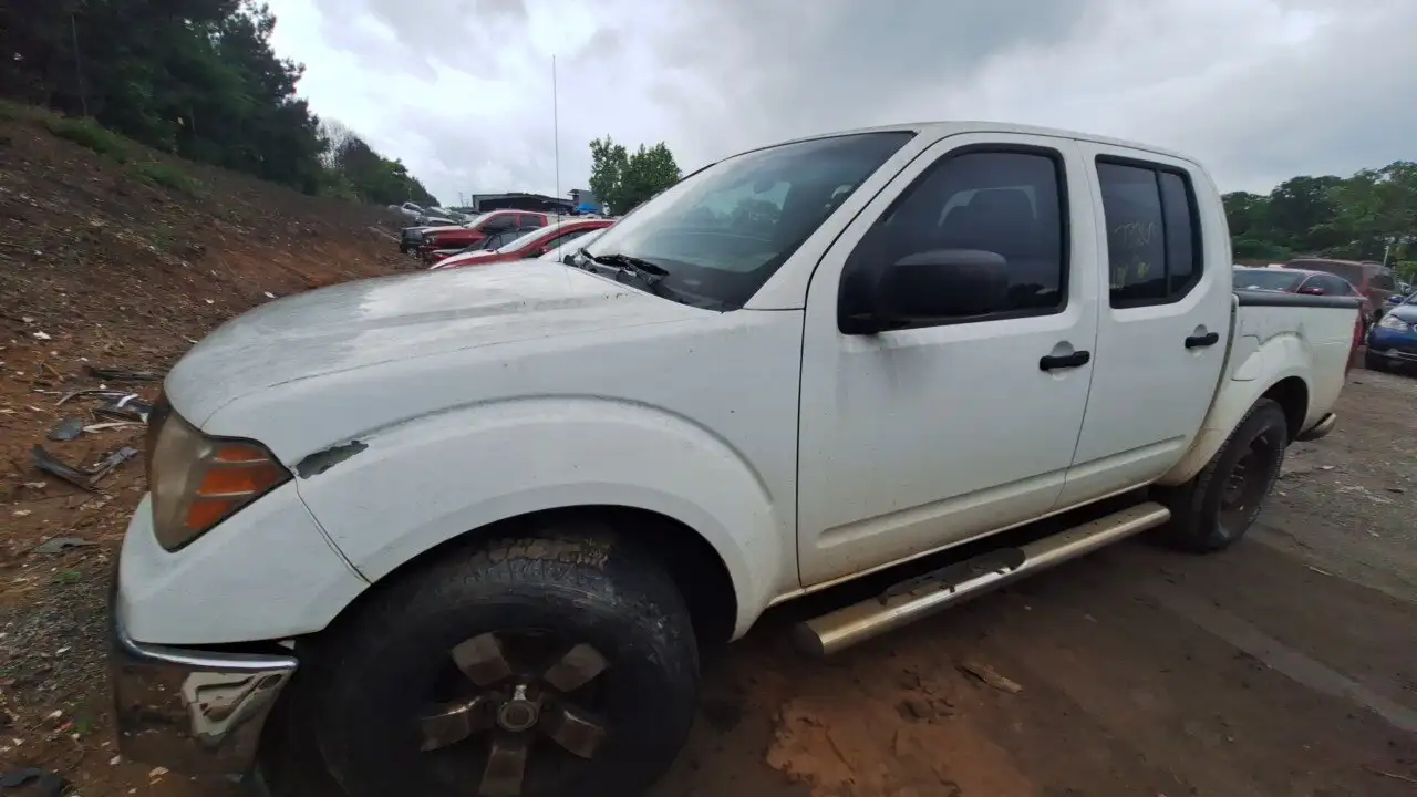 Photo of 2010 Nissan Frontier
