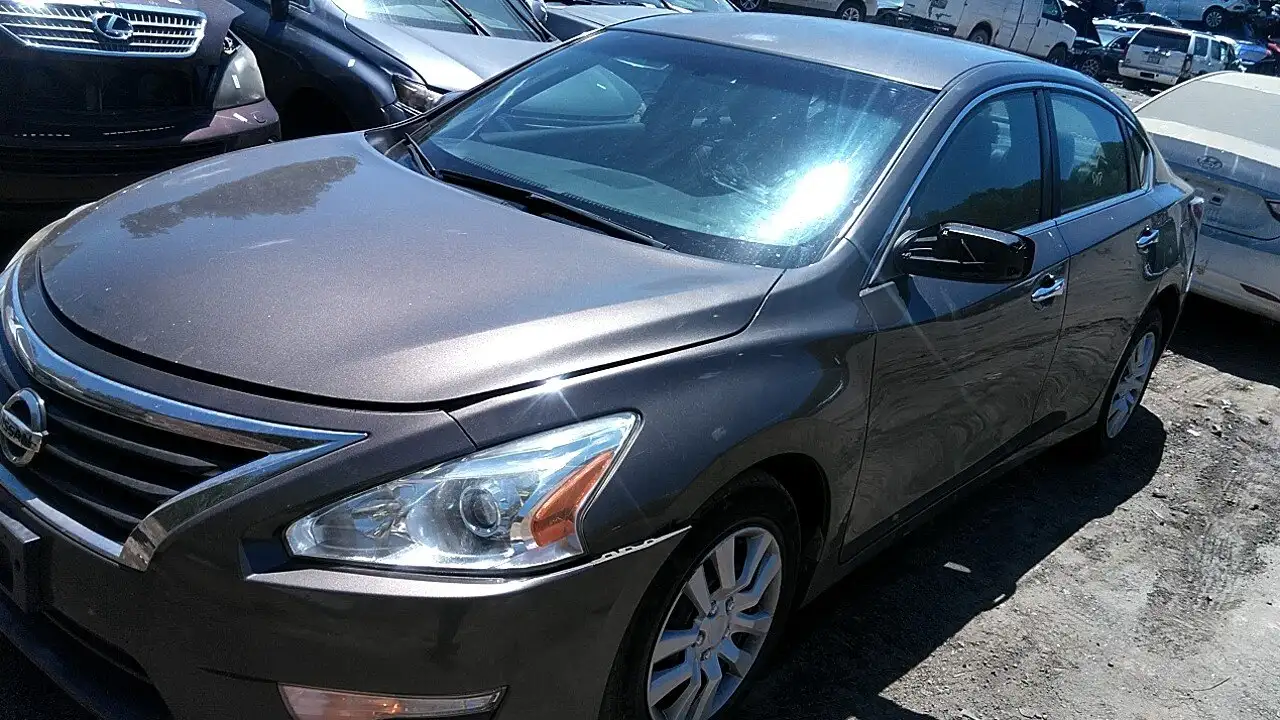 Photo of 2015 Nissan Altima