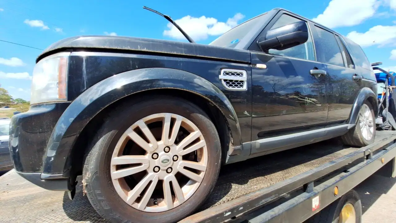 Photo of 2011 Land Rover Lr4