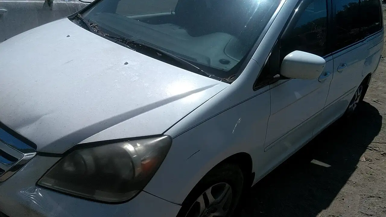 Photo of 2005 Honda Odyssey