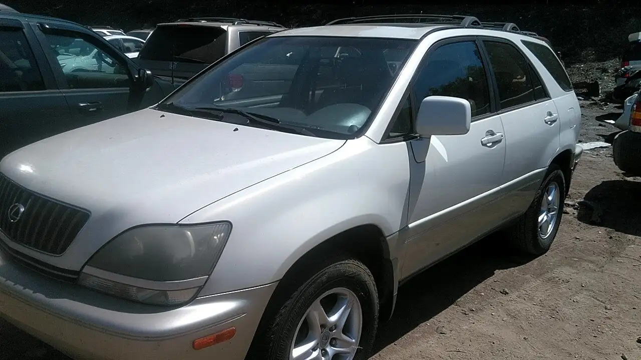 Photo of 2000 Lexus Rx300