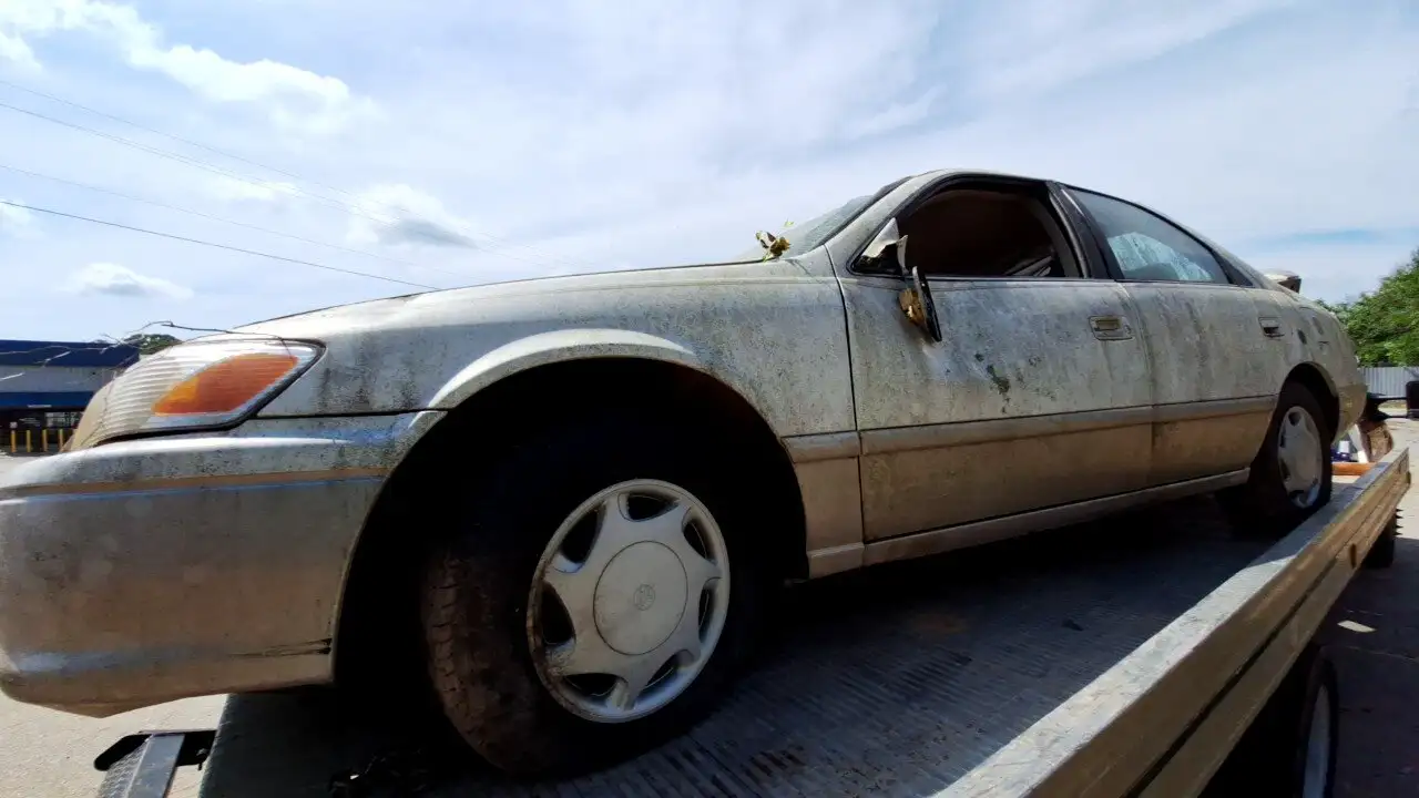 Photo of 2000 Toyota Camry