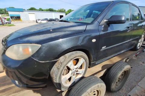 Photo of 2005 Mazda 3