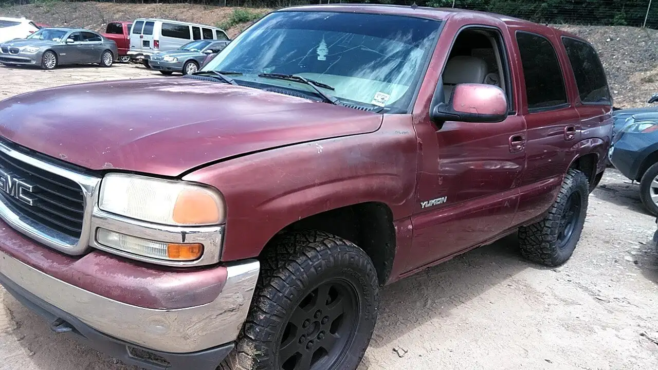 Photo of 2002 Gmc Yukon