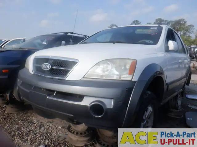 Photo of 2005 Kia Sorento
