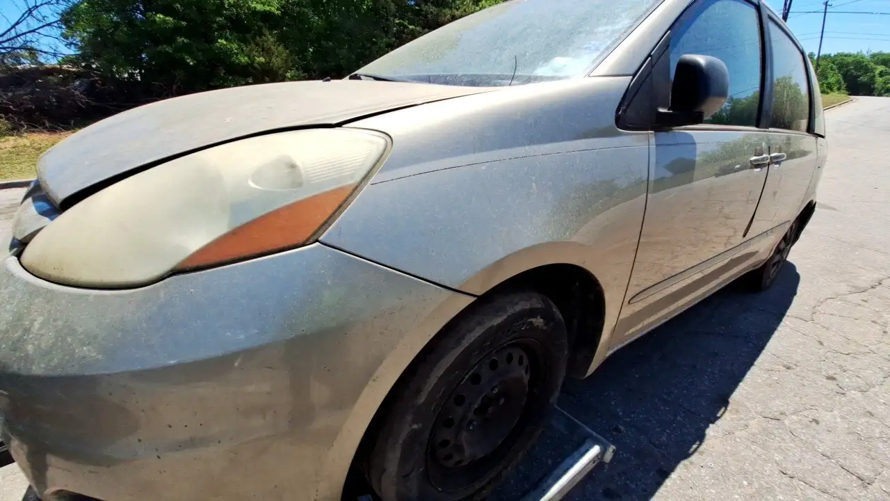 Photo of 2006 Toyota Sienna