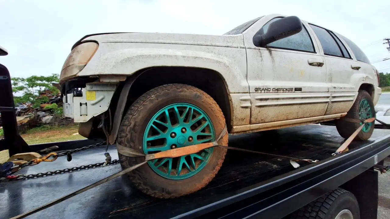 Photo of 2003 Jeep Grand Cherokee