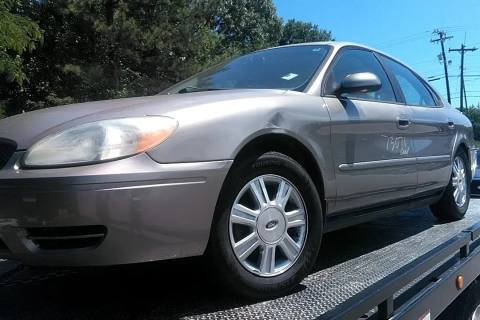 Photo of 2006 Ford Taurus