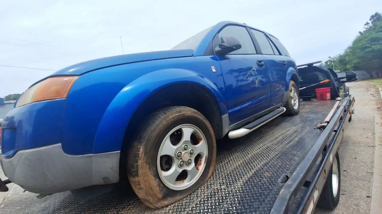 Photo of 2003 Saturn Vue