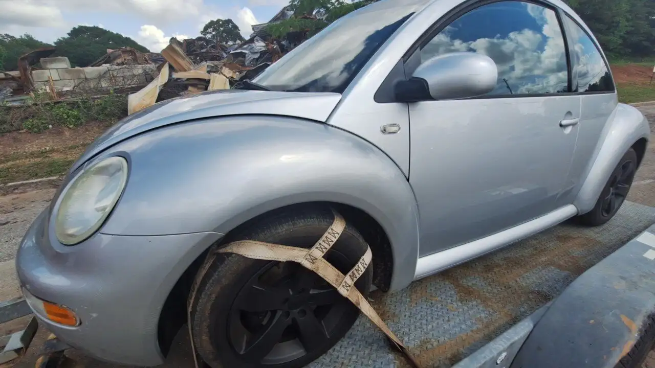 Photo of 2003 Volkswagen Beetle