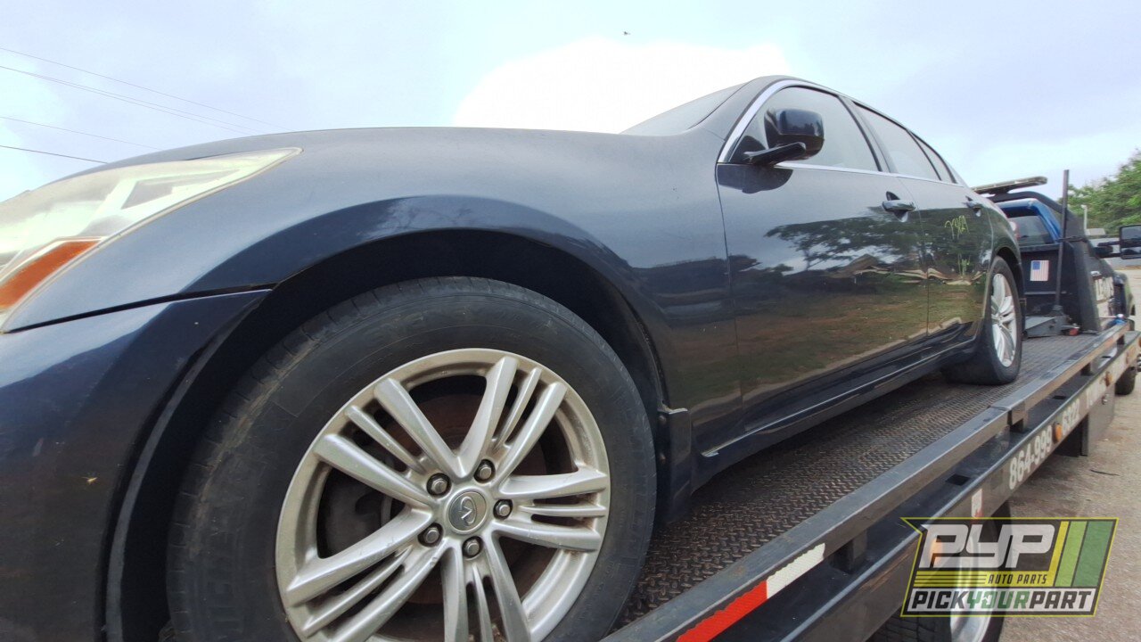 Photo of 2010 Infiniti G37