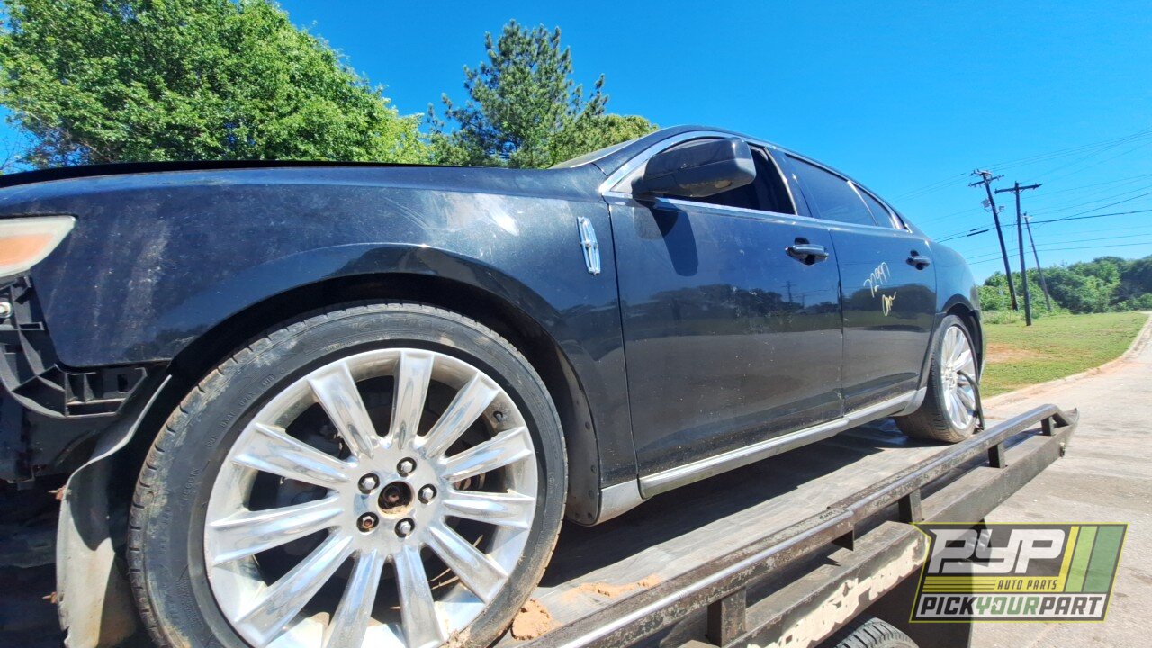 Photo of 2010 Lincoln Mks