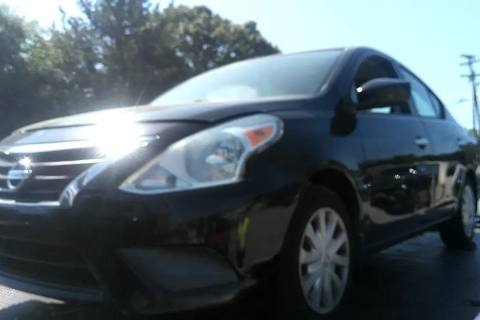 Photo of 2015 Nissan Versa