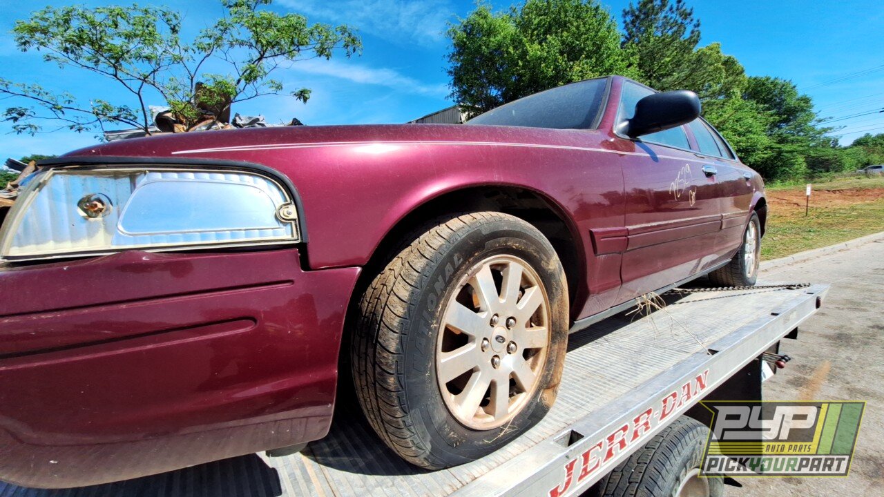 Photo of 2008 Ford Crown Victoria