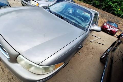 Photo of 2003 Buick Lesabre