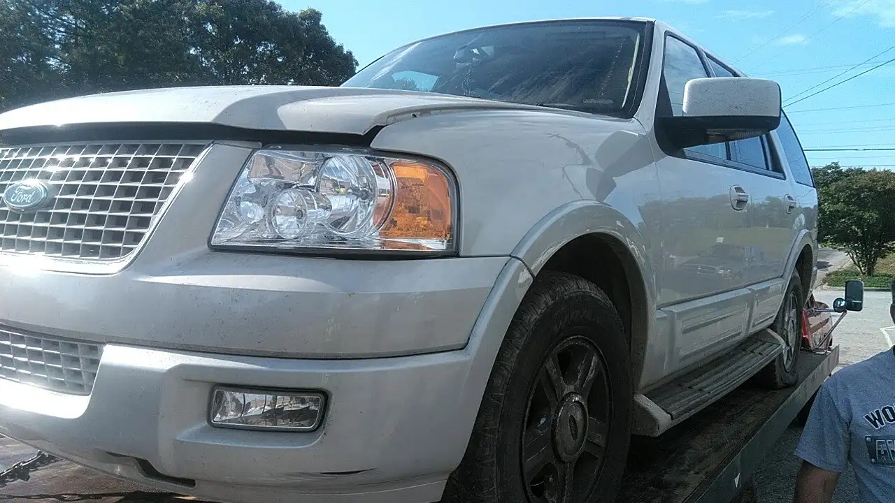 Photo of 2006 Ford Expedition