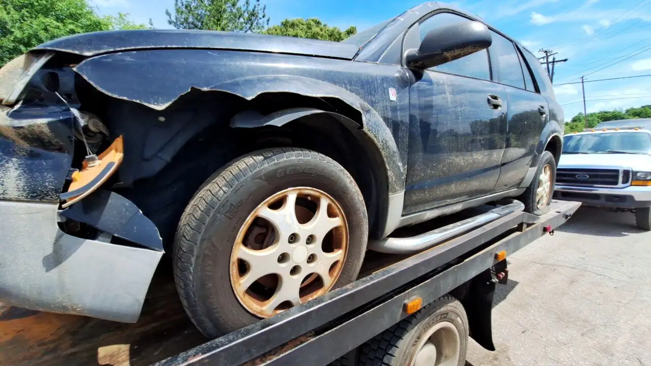 Photo of 2003 Saturn Vue