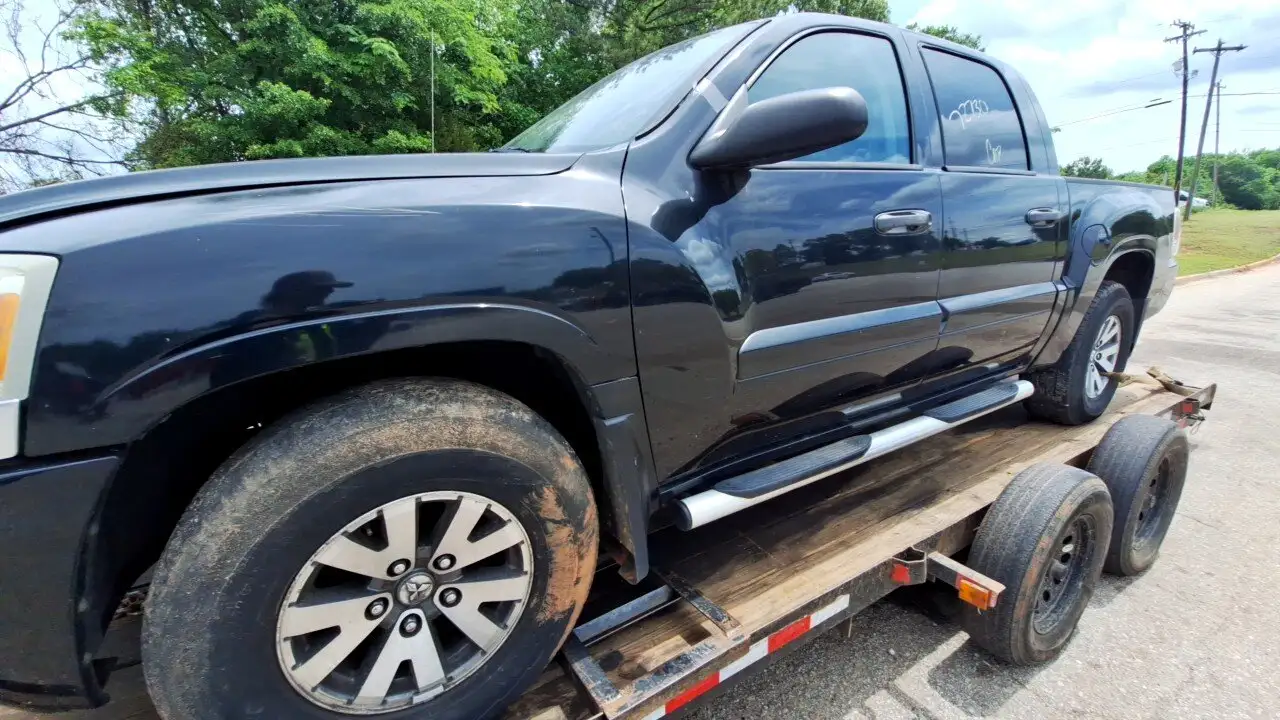 Photo of 2007 Mitsubishi Raider