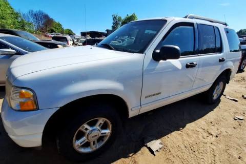 Photo of 2005 Ford Explorer