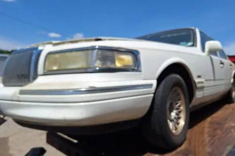 Photo of 1997 Lincoln Town Car