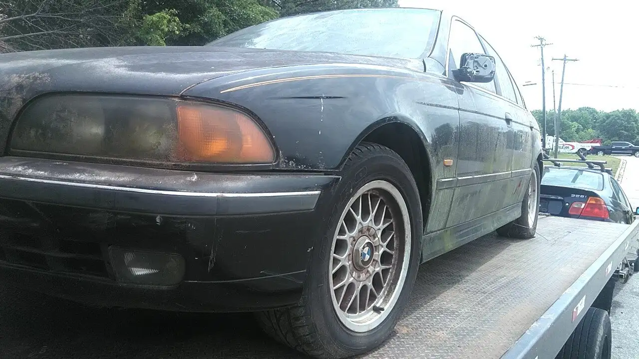 Photo of 2000 Bmw 528I