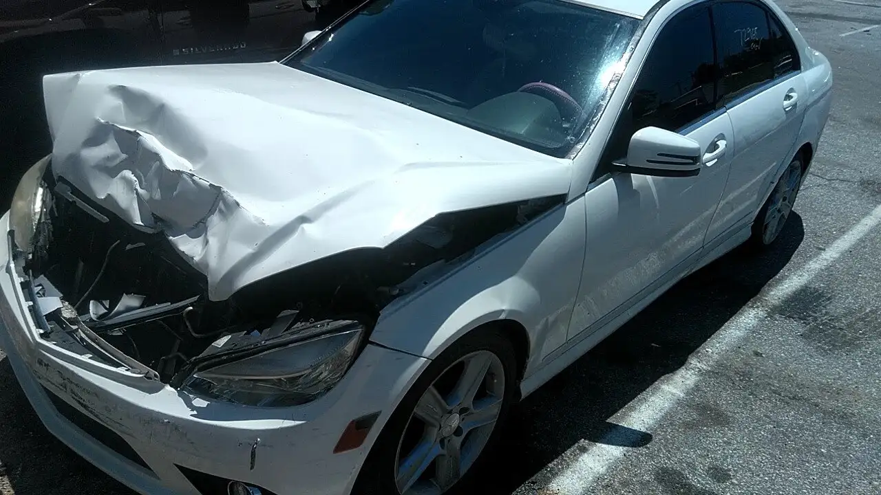 Photo of 2010 Mercedes-Benz C300