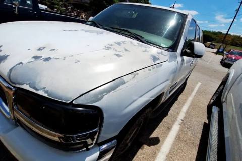 Photo of 2005 Gmc Yukon Xl 1500