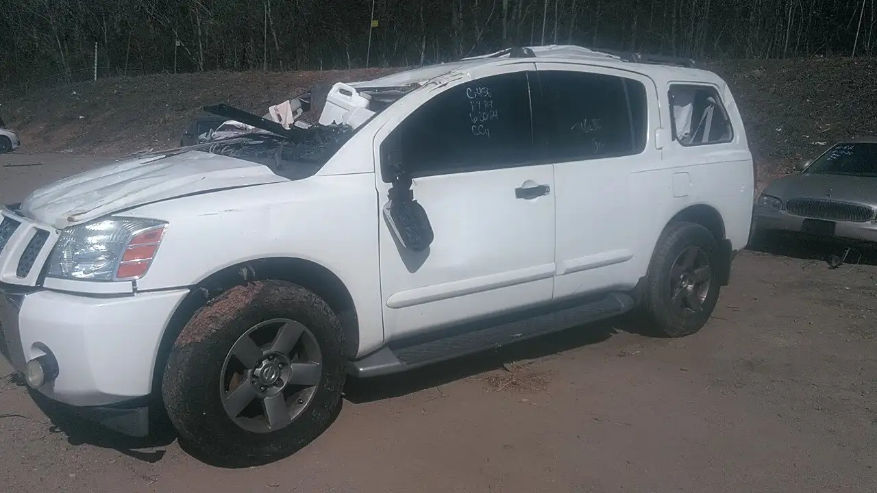 Photo of 2005 Nissan Armada