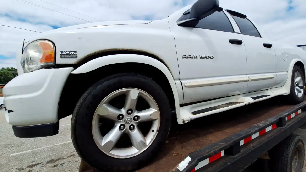 Photo of 2004 Dodge Ram 1500