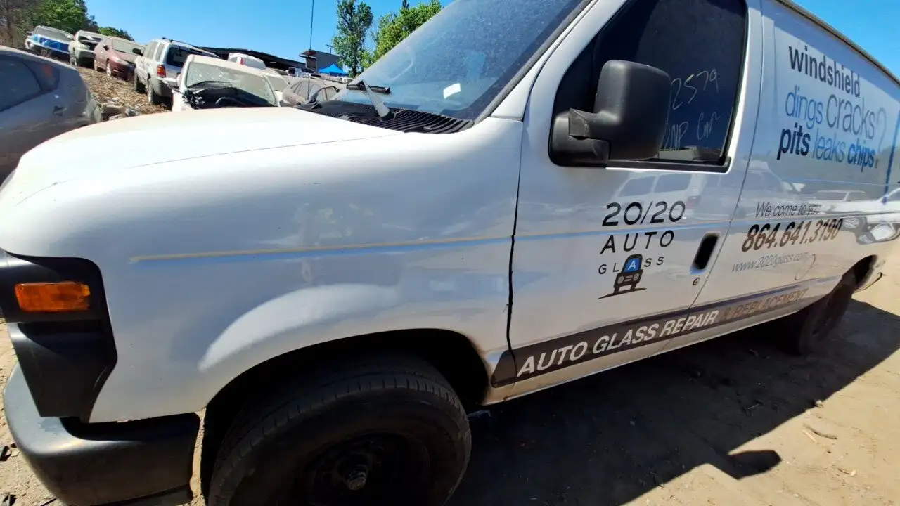 Photo of 2011 Ford E-150
