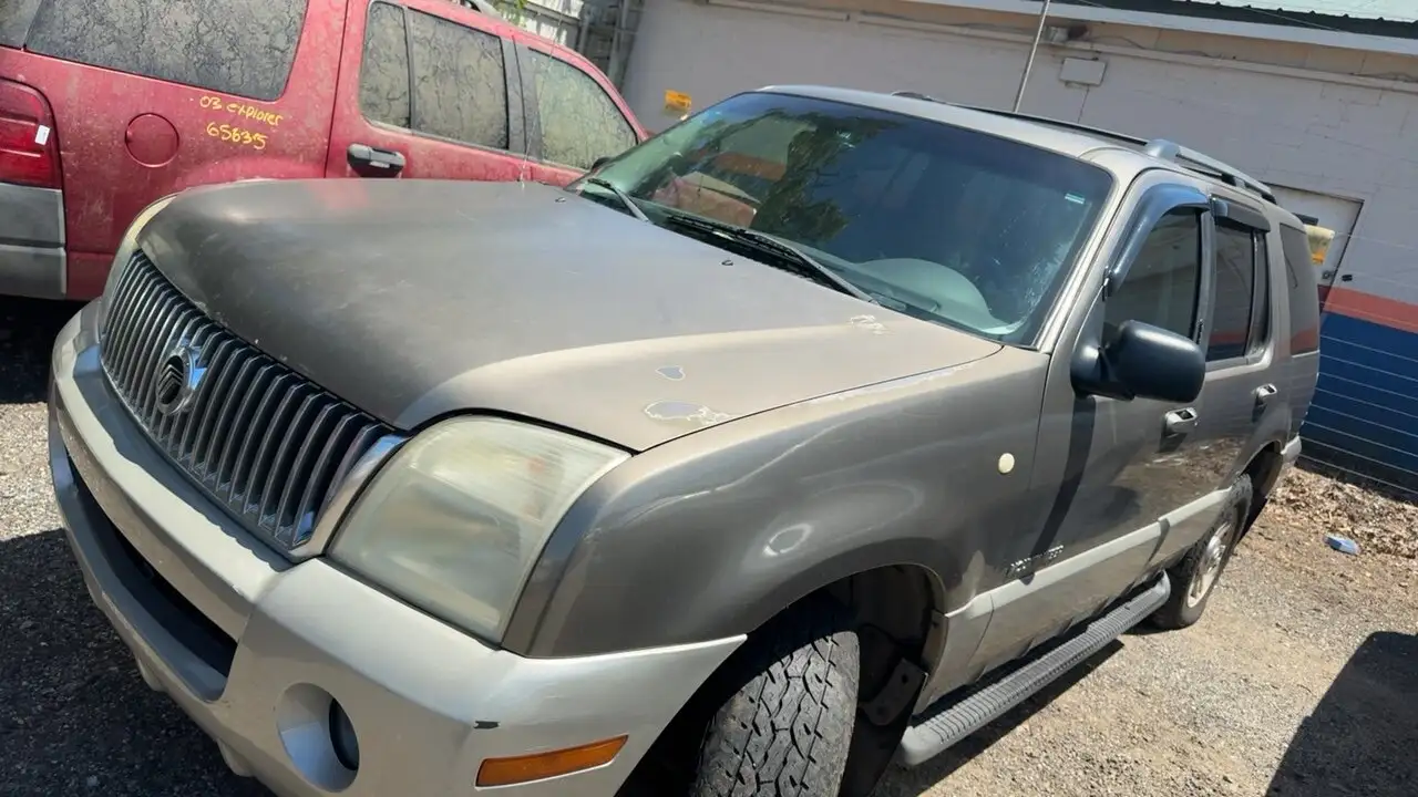 Photo of 2002 Mercury Mountaineer