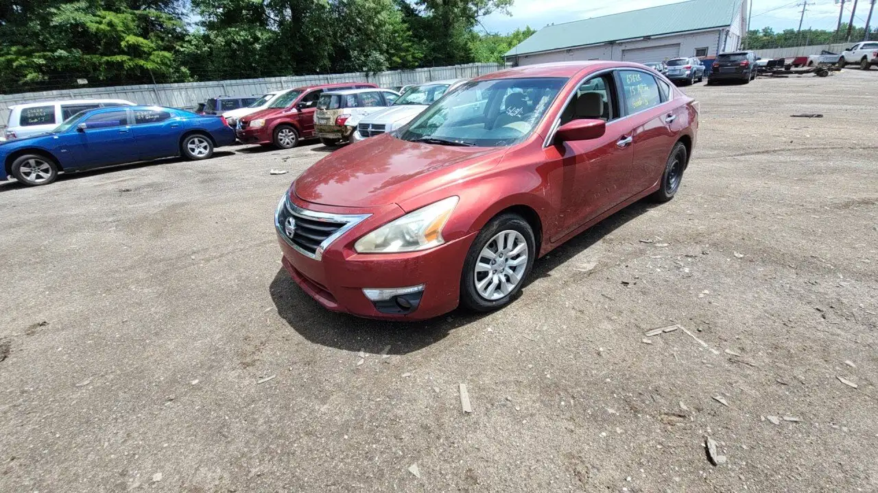 Photo of 2015 Nissan Altima