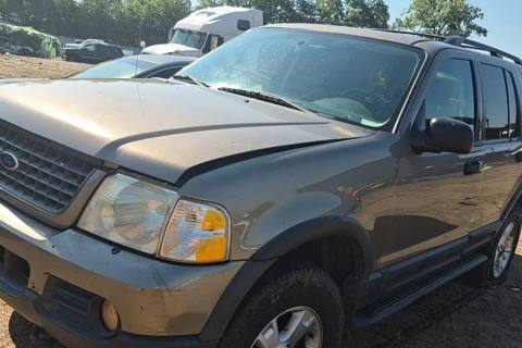 Photo of 2003 Ford Explorer