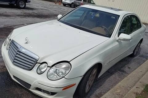 Photo of 2009 Mercedes-Benz E320