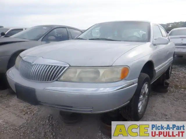 Photo of 2000 Lincoln Lincoln Continental