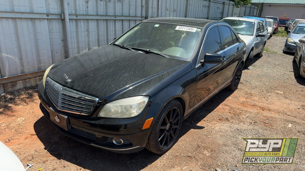 Photo of 2011 Mercedes-Benz C300
