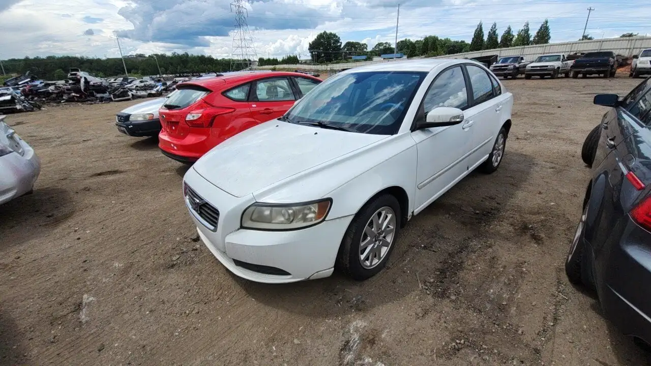 Photo of 2008 Volvo S40